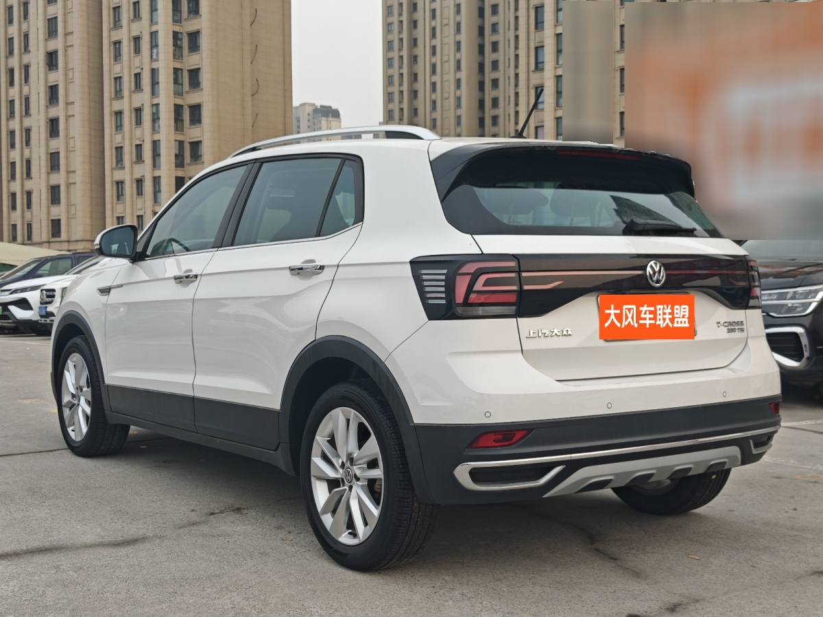Volkswagen T-Cross 2019 #7 Volkswagen T-Cross 2019 car image #7