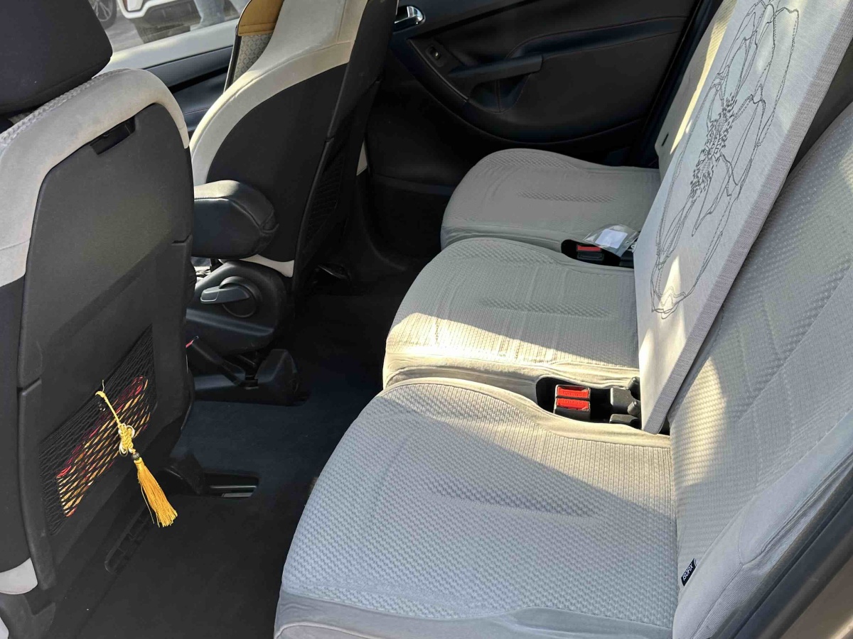 Citroen C4 PICASSO 2010 car image #7