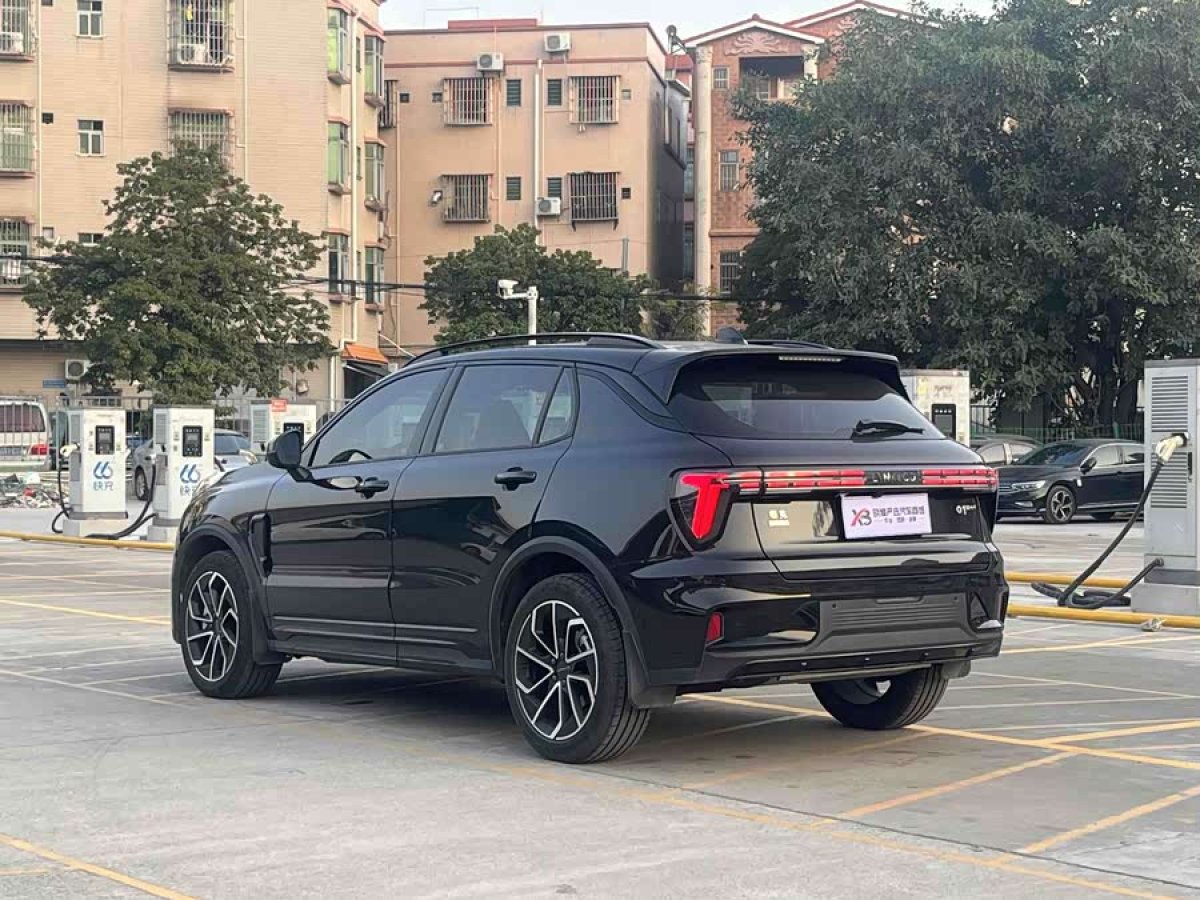 Lynk & Co 01 EM-P 2022 car image #7
