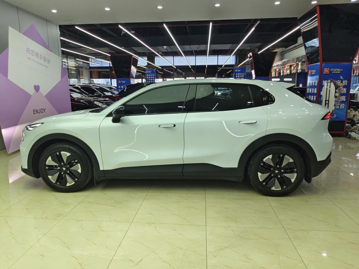 Deepal S05 2025 car image #7