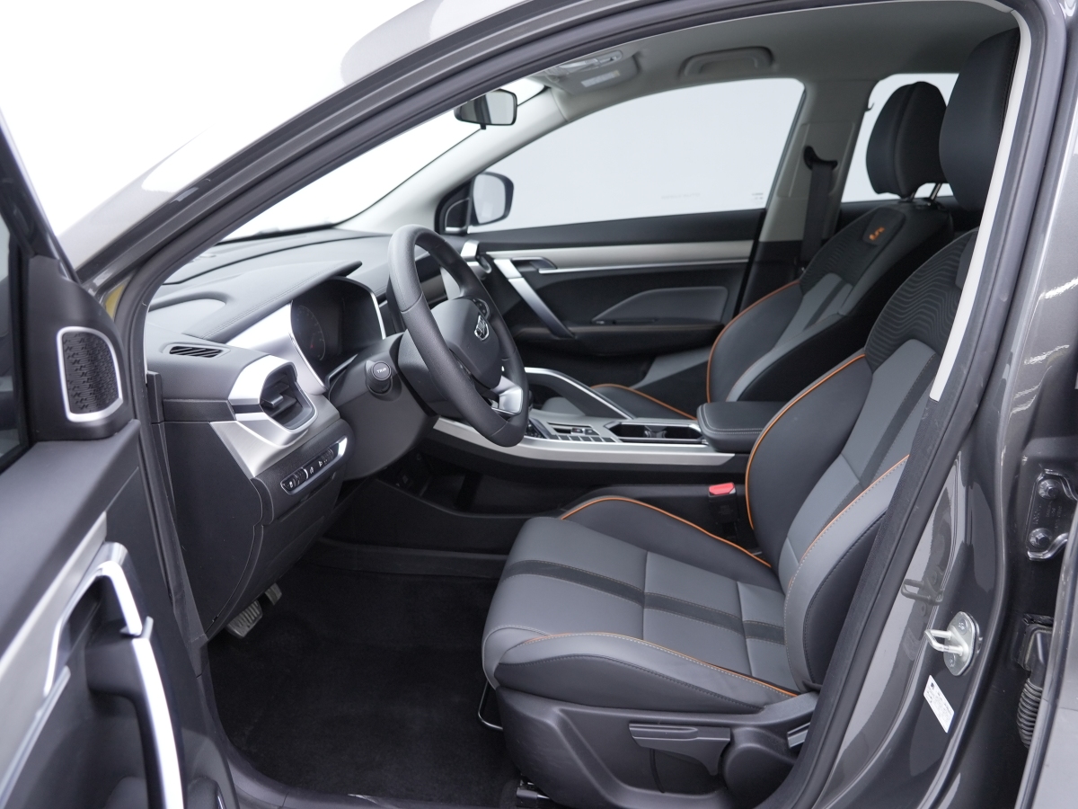 GEELY Coolray 2024 #7 GEELY Coolray 2024 car image #7