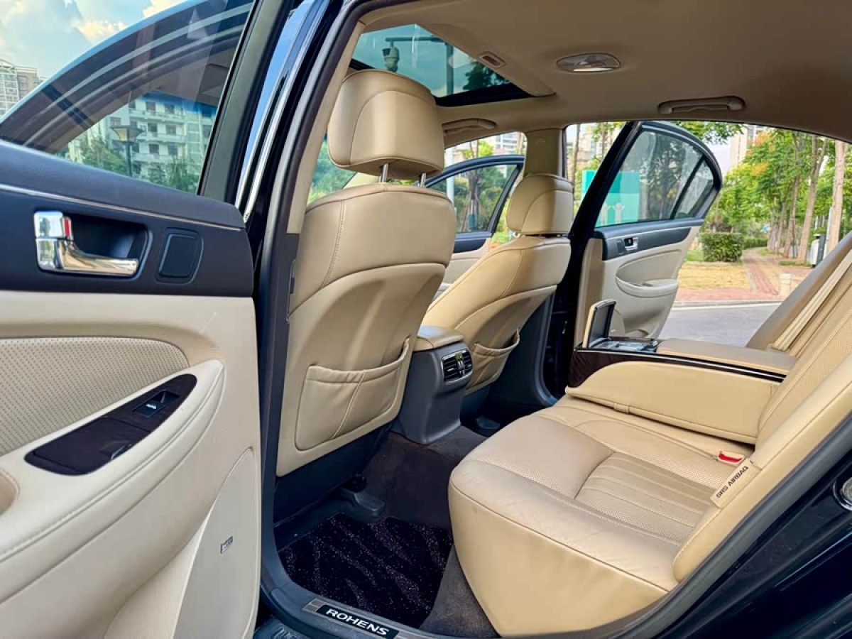 Hyundai Rohens 2010 #7 Hyundai Rohens 2010 car image #7