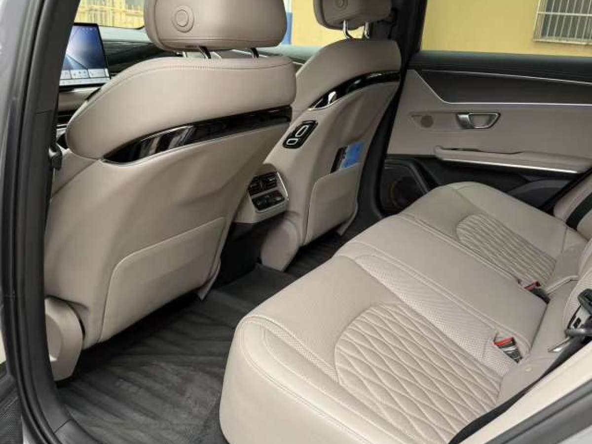 BYD Han 2025 car image #7