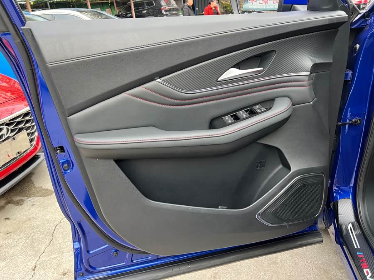 Forthing T5 EVO 2021 #7 Forthing T5 EVO 2021 صورة سيارة #7