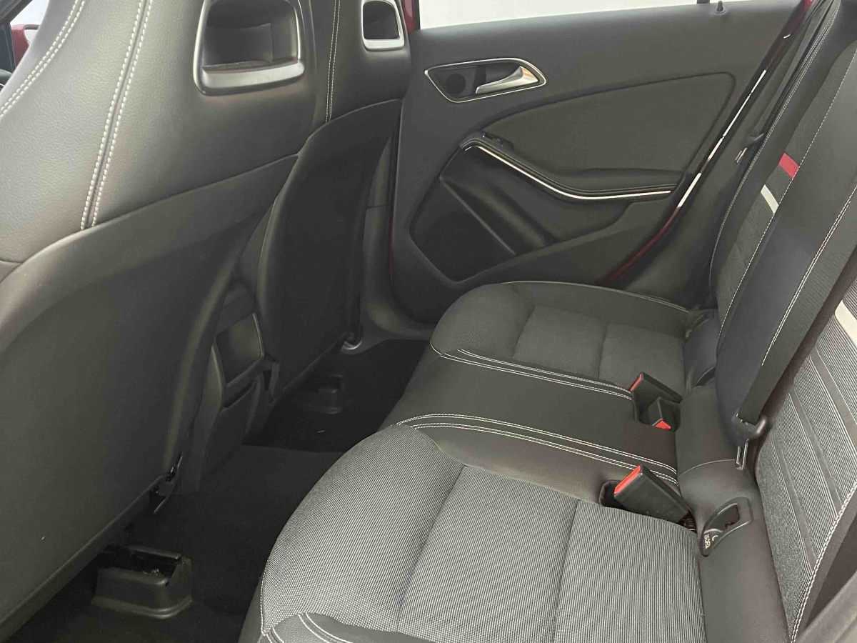 Mercedes-Benz A Class (Imported) 2015 imagem de carro #7