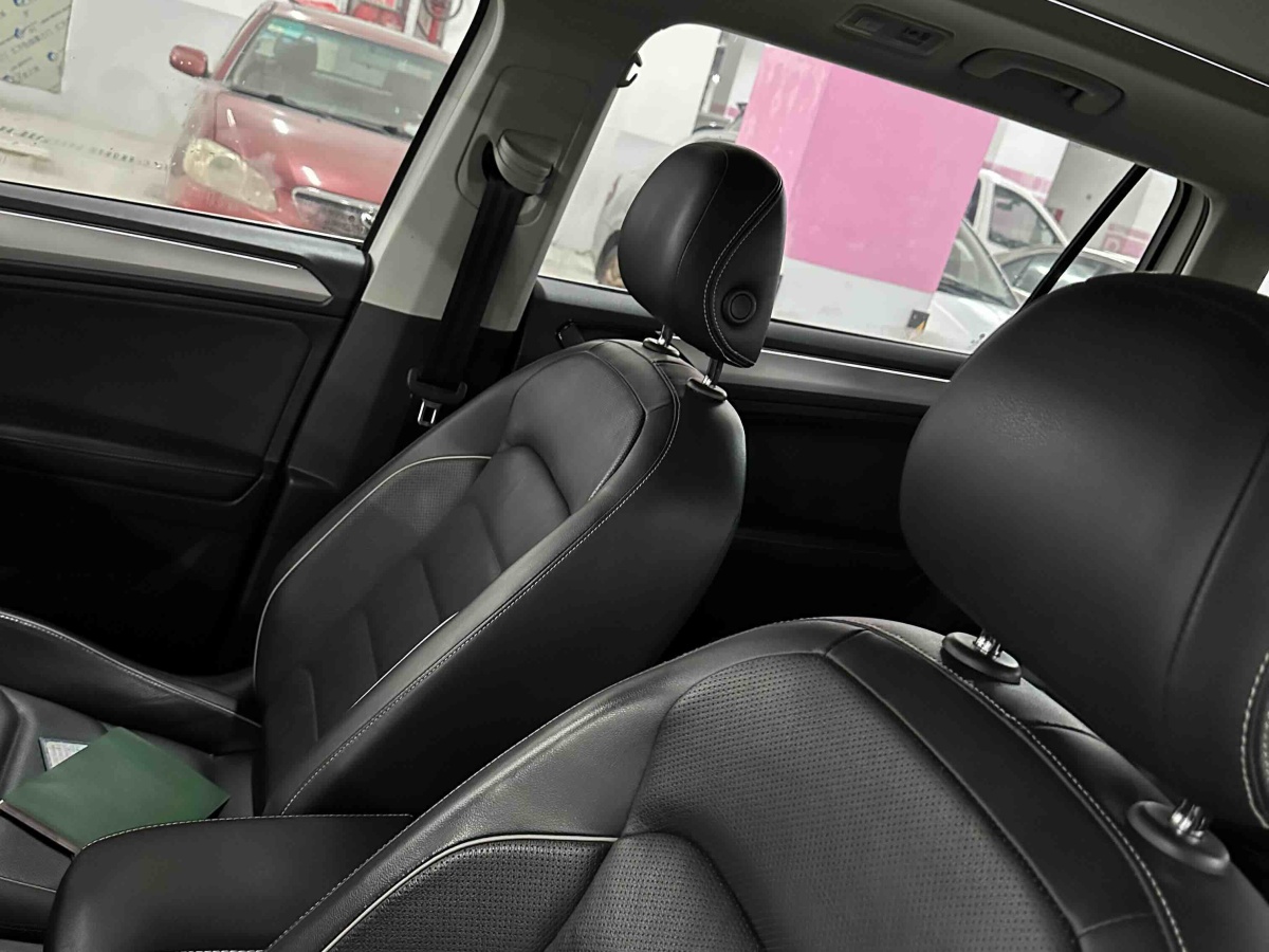 Volkswagen Tiguan X 2017 car image #7