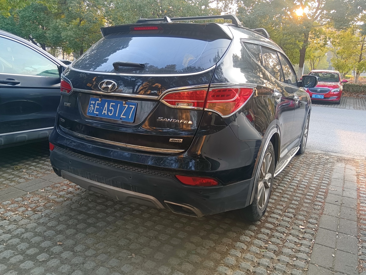 Hyundai Santa Fe 2014 car image #7