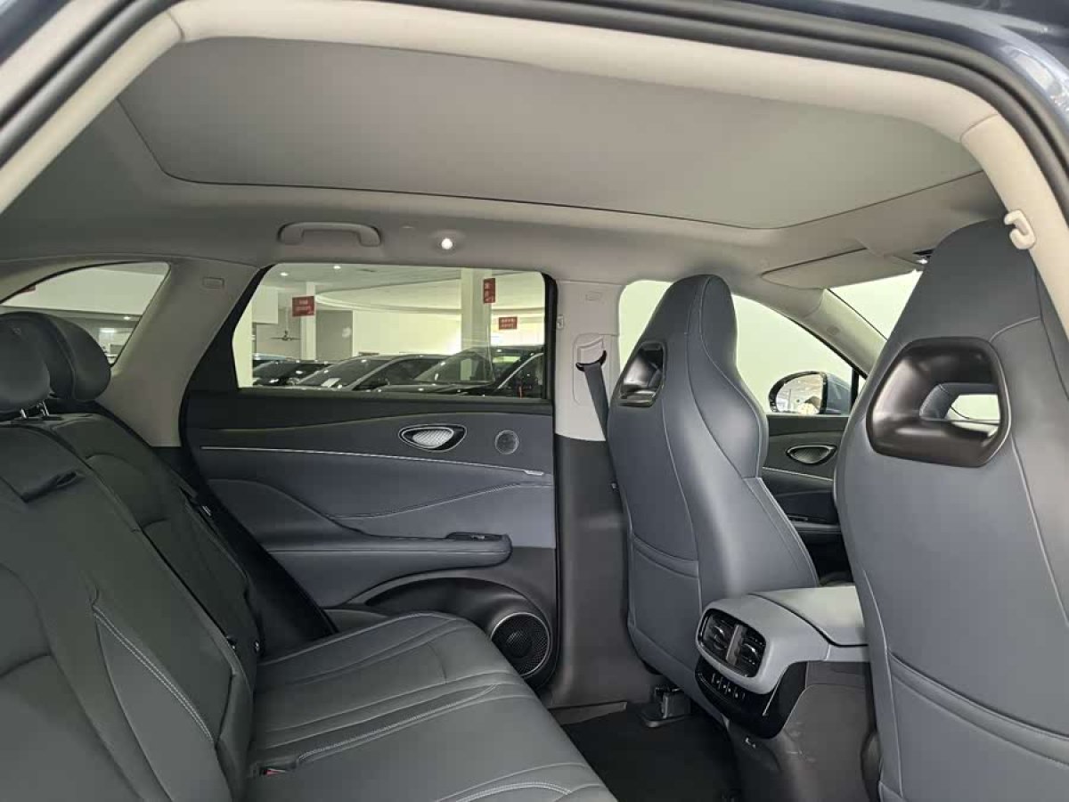 BYD Sea Lion 07 DM-i 2025 #7 BYD Sea Lion 07 DM-i 2025 car image #7