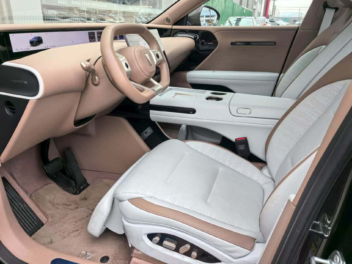 Avatr 07 2025 car image #7