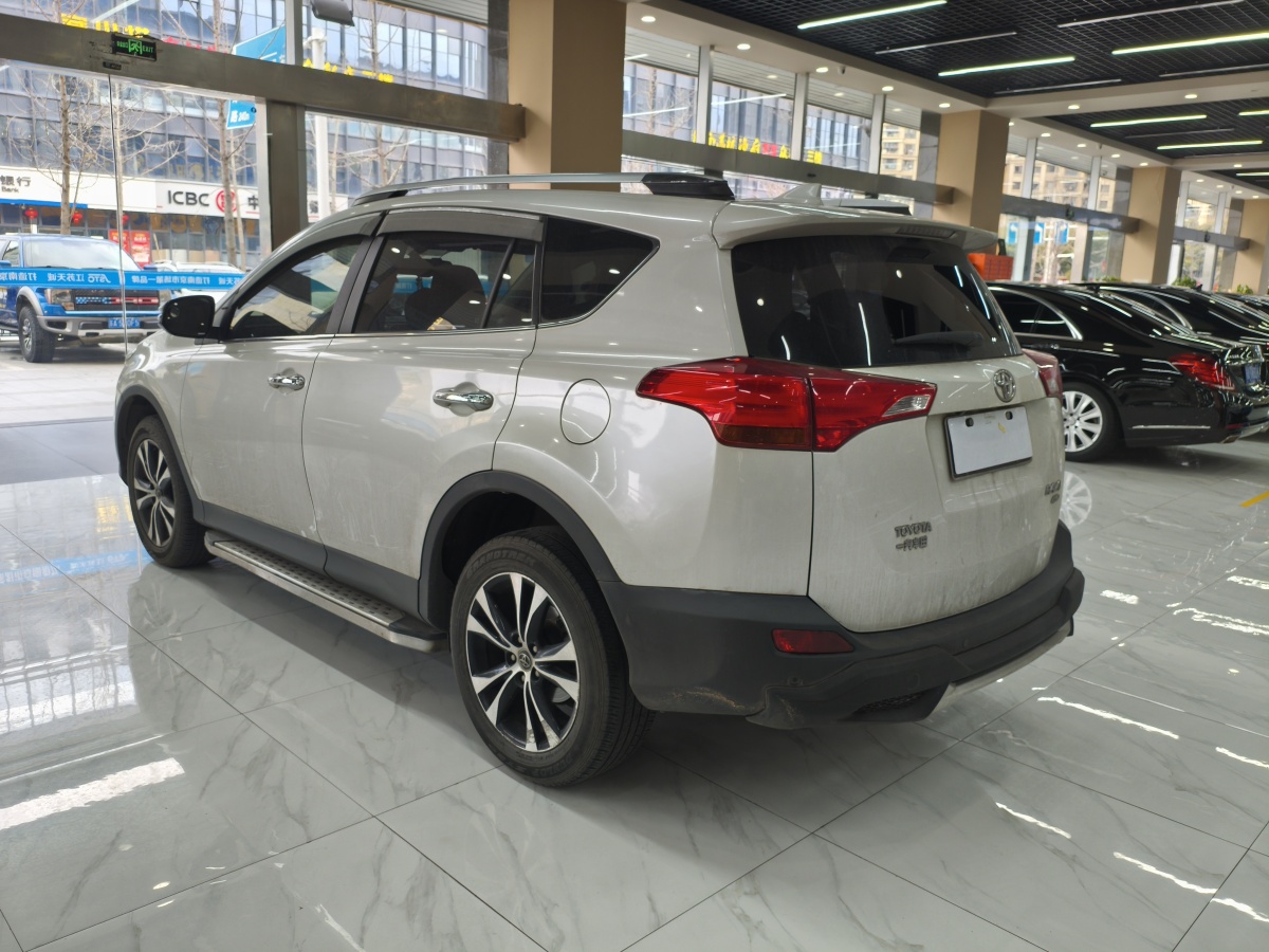 Toyota RAV4 2015 #7 Toyota RAV4 2015 car image #7