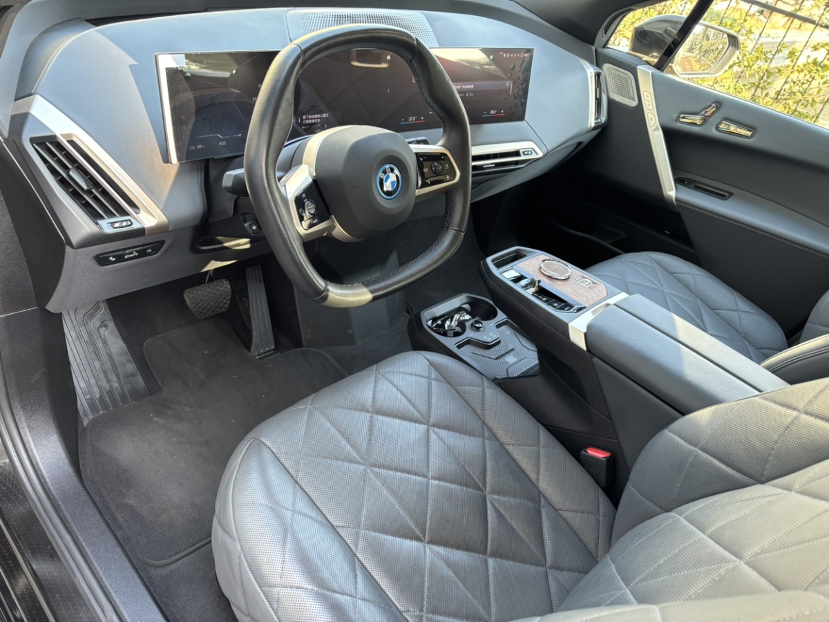 BMW iX M60 2023 #7 BMW iX M60 2023 car image #7