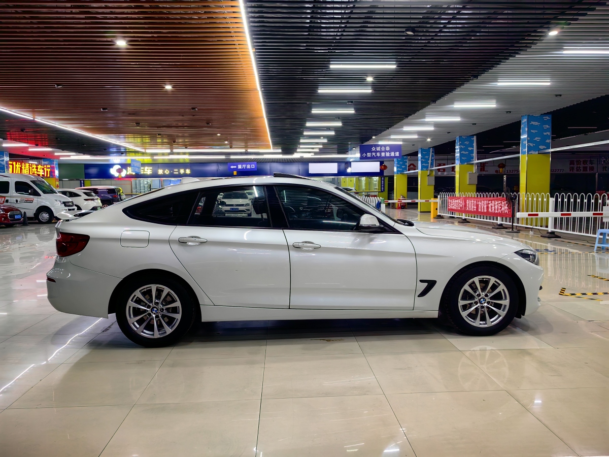 BMW 3 Series GT 2017 immagine di auto #7