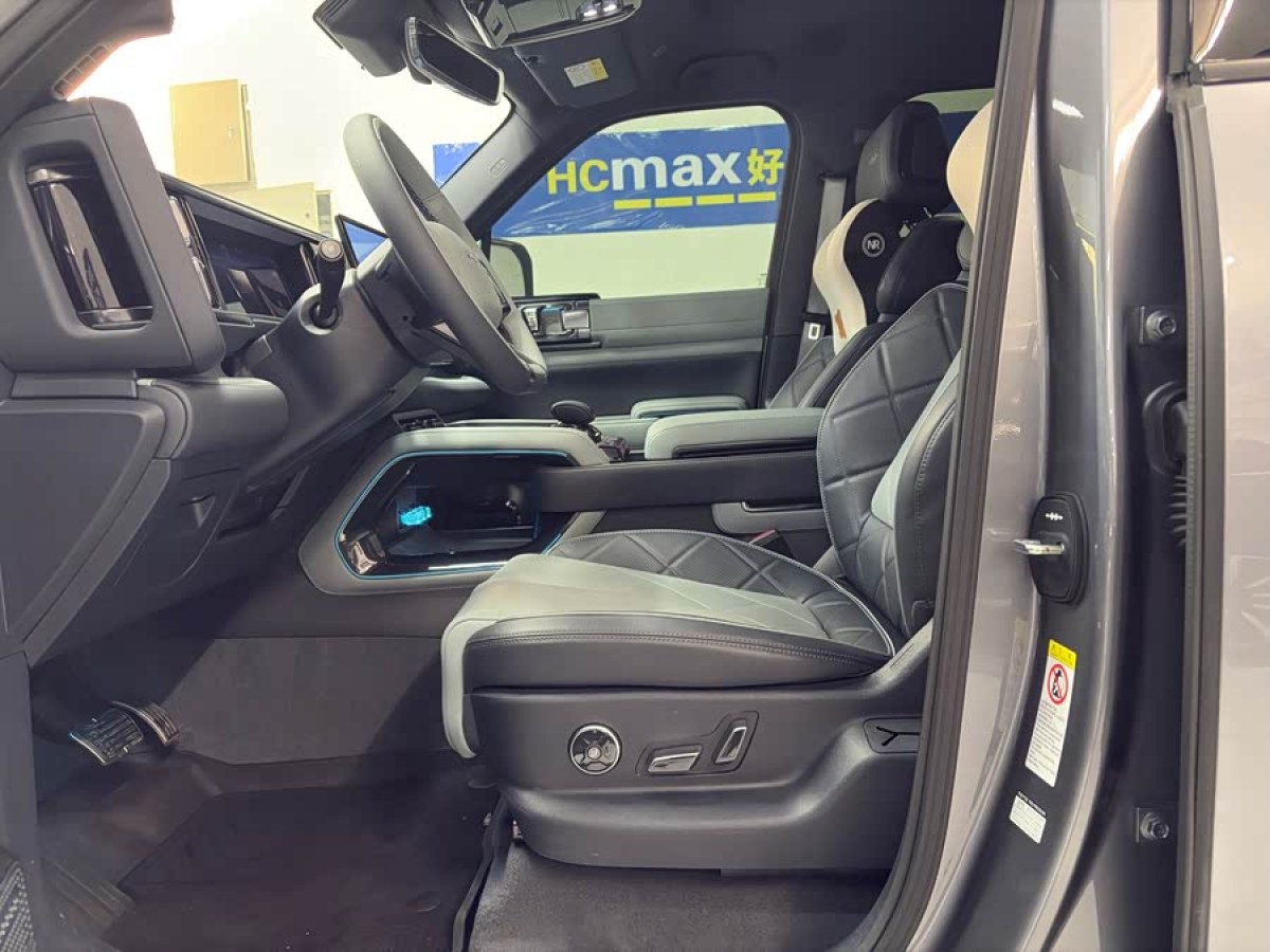 FangChengBao Leopard 5 2024 car image #7