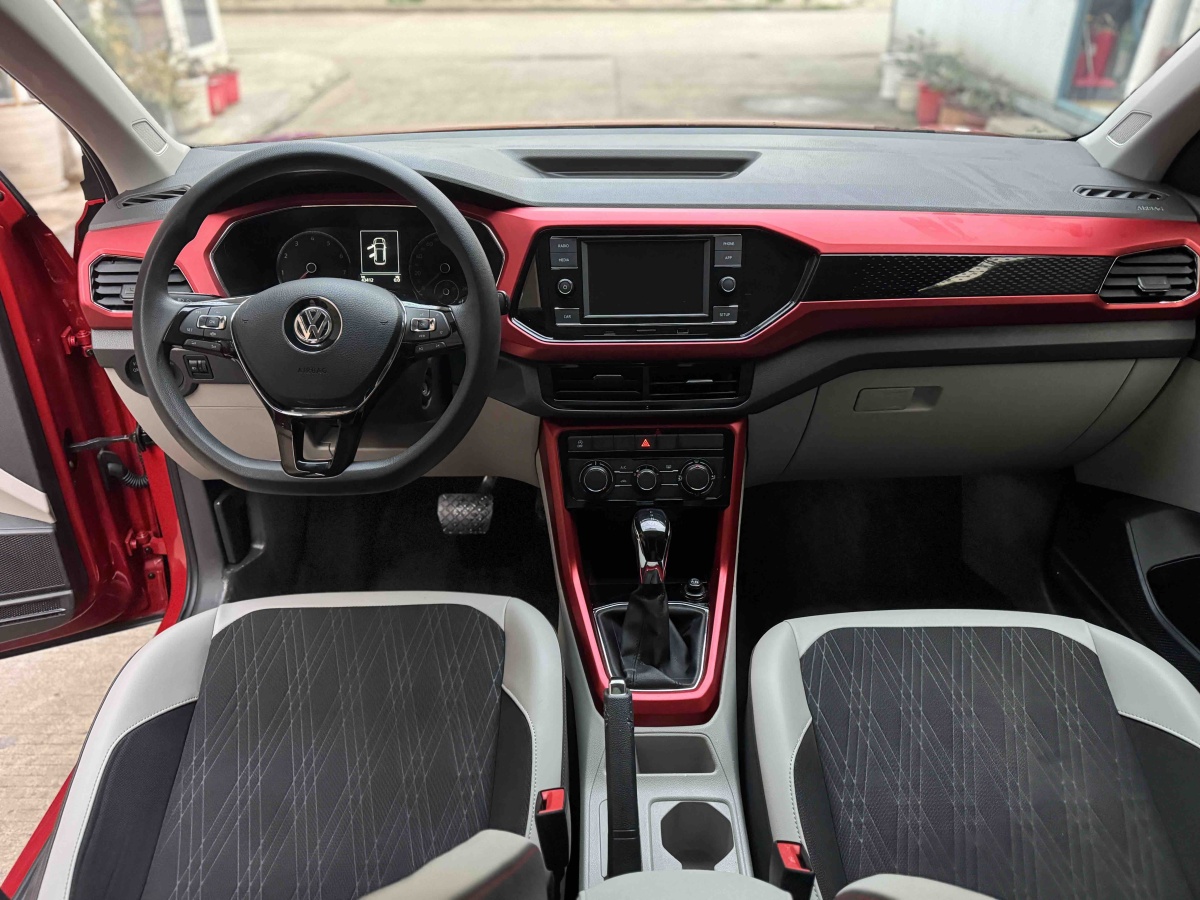 Volkswagen T-Cross 2019 car image #7