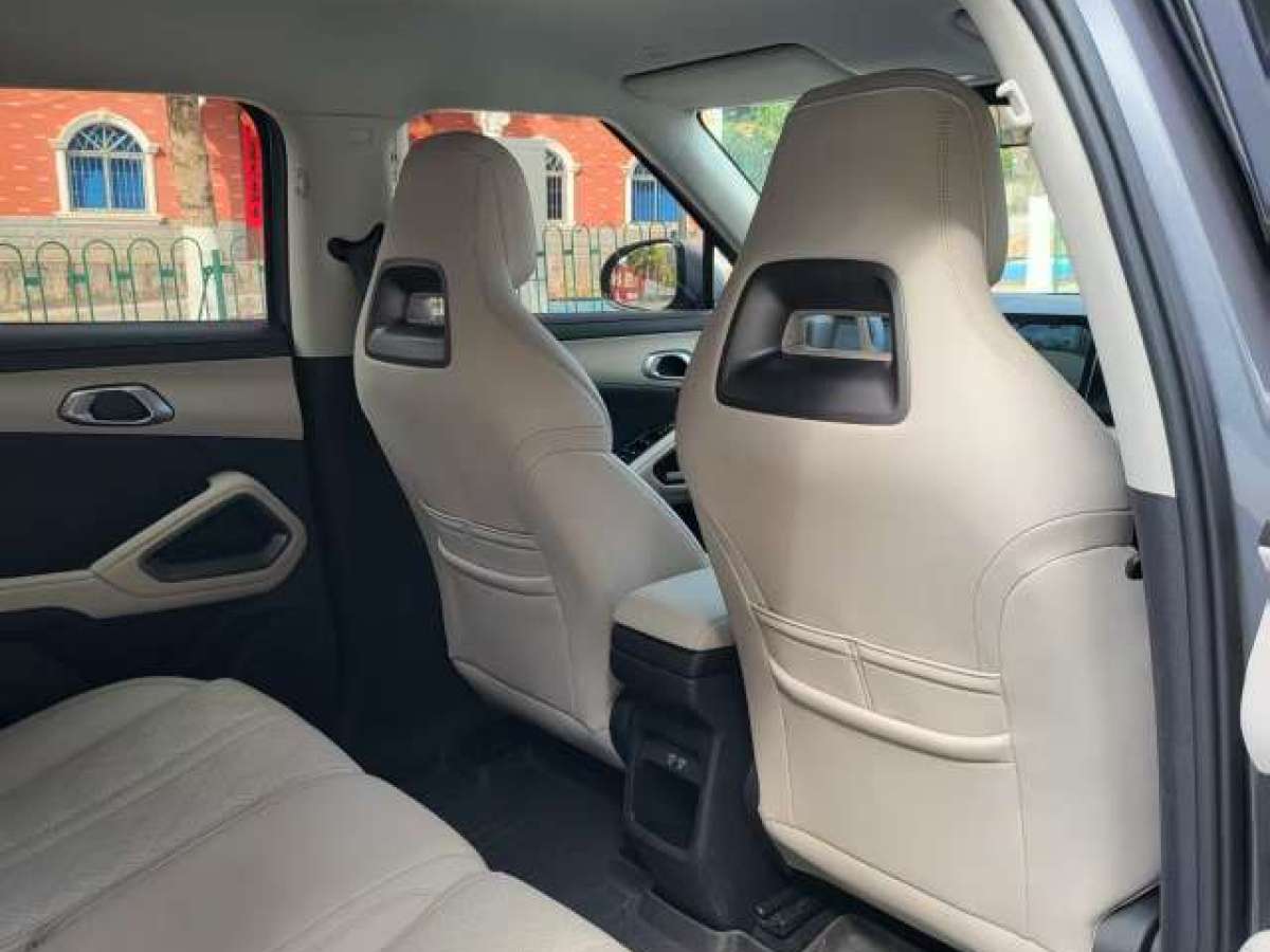 BYD YuanUP 2024 #7 BYD YuanUP 2024 immagine di auto #7