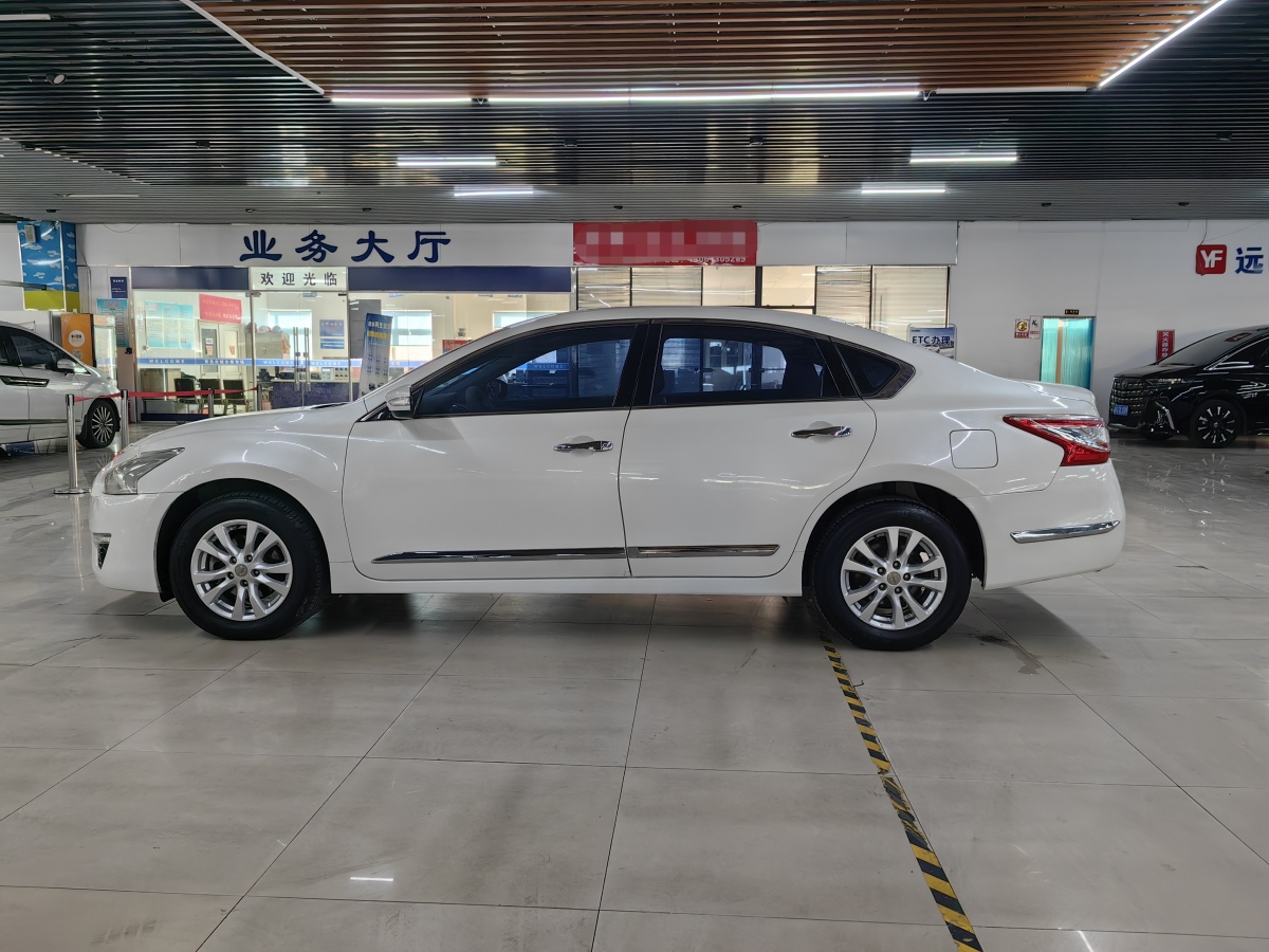 Nissan 2013 car image #7