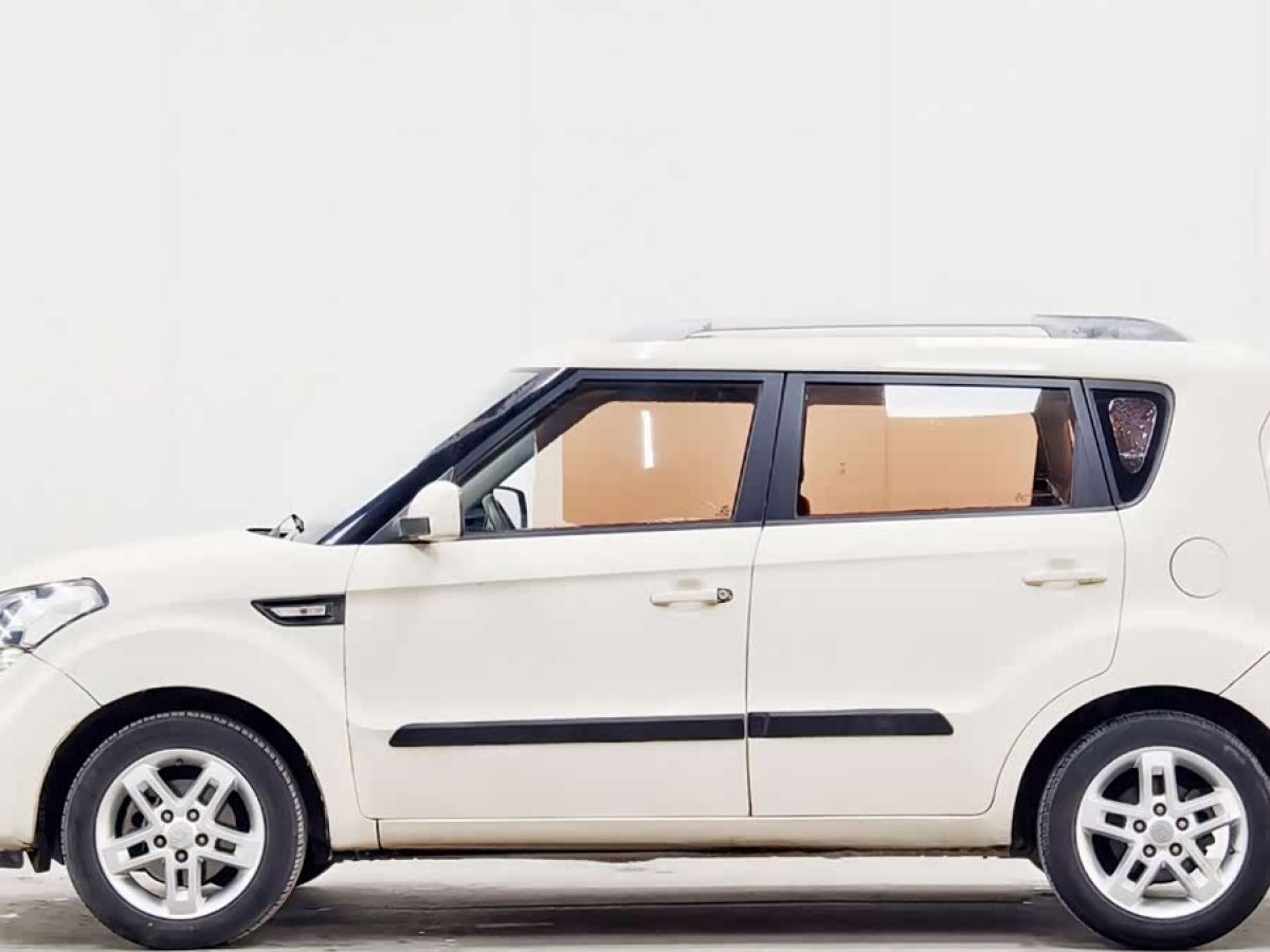 起亚 秀尔 2013 汽车图片 #7