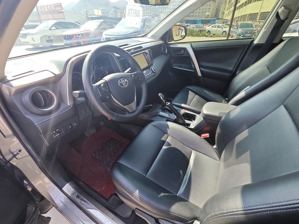 Toyota RAV4 2019 #7 Toyota RAV4 2019 car image #7
