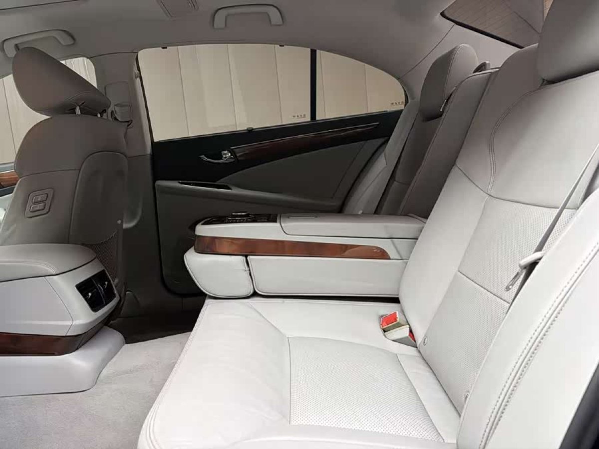 HongQi 2012 #7 HongQi 2012 car image #7