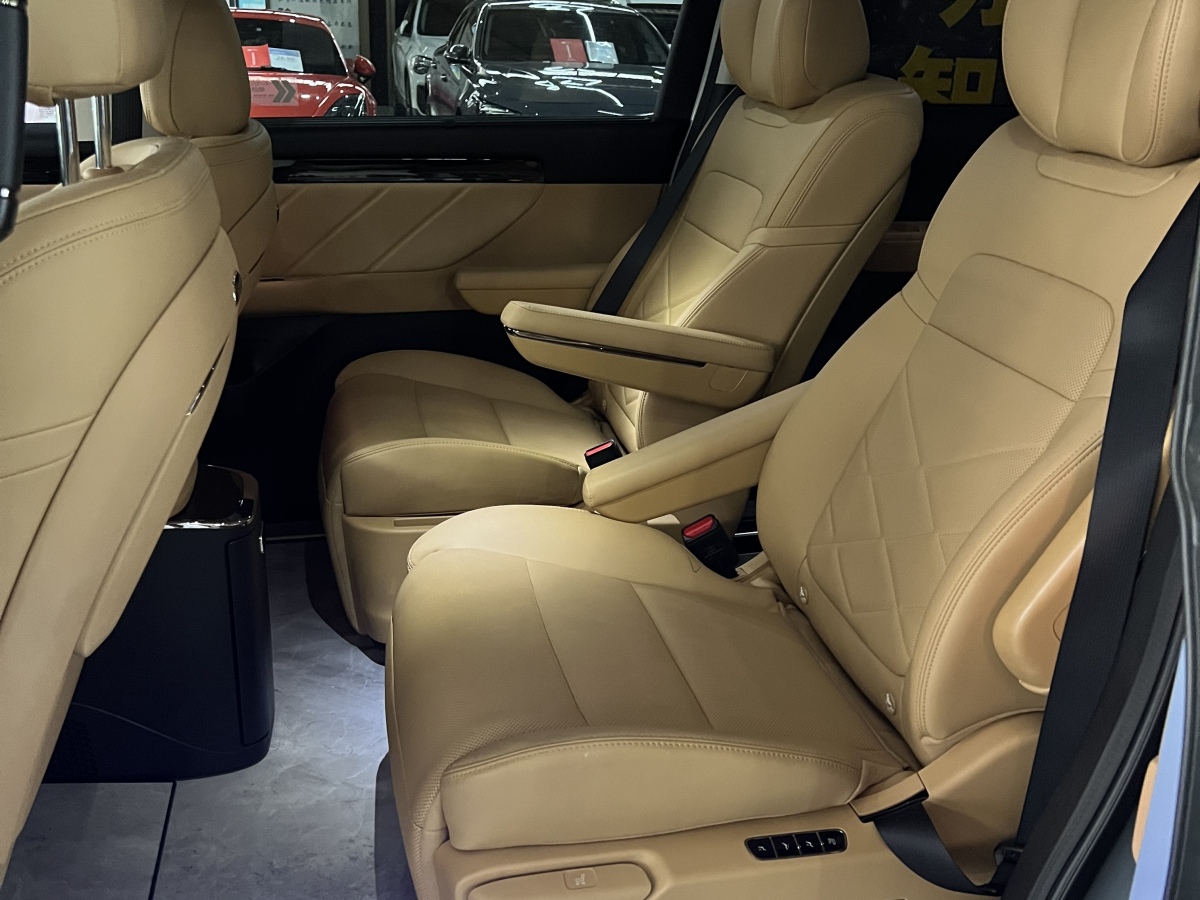 GAC Trumpchi E8 New Energy 2024 car image #7