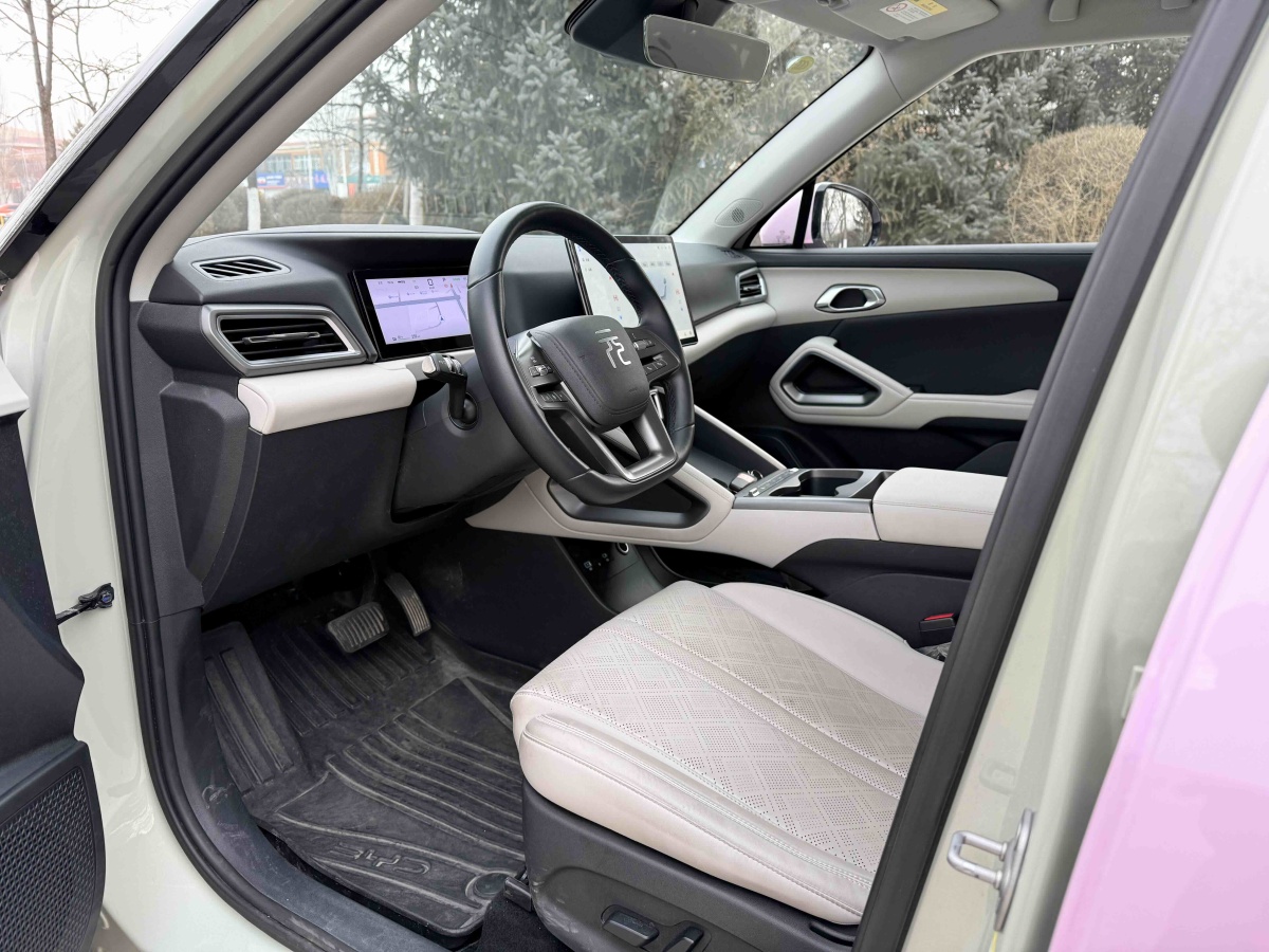 BYD YuanUP 2025 #7 BYD YuanUP 2025 car image #7