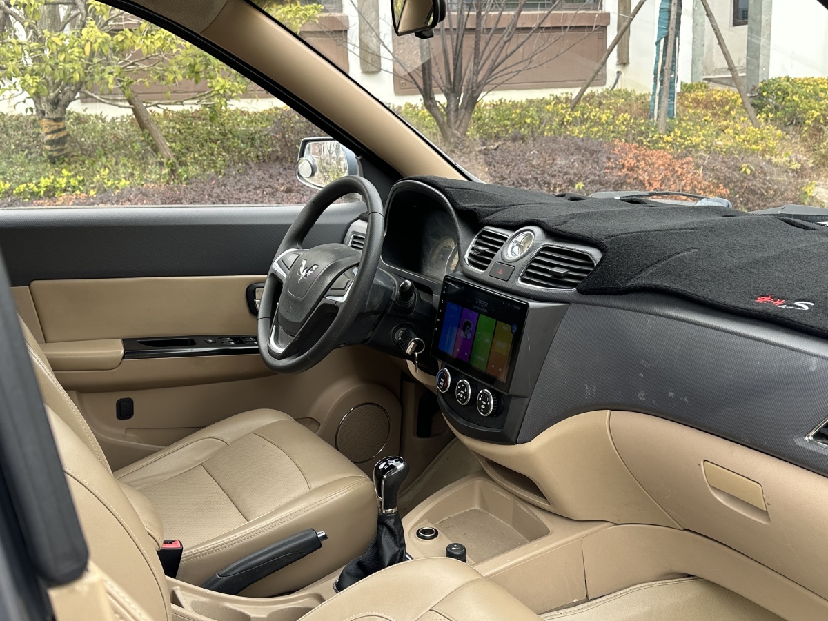 五菱汽车 五菱宏光 2014 汽车图片 #7