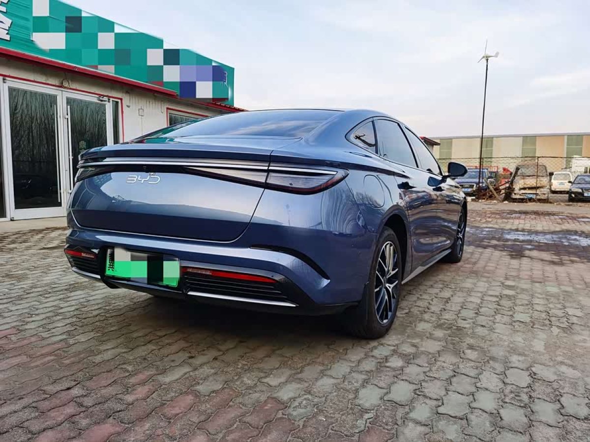 BYD Seal 07 DM-i 2024 immagine di auto #7