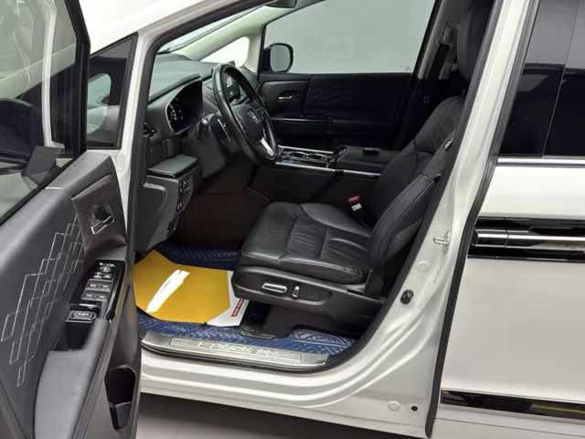 Honda Elysion 2023 image de voiture #7