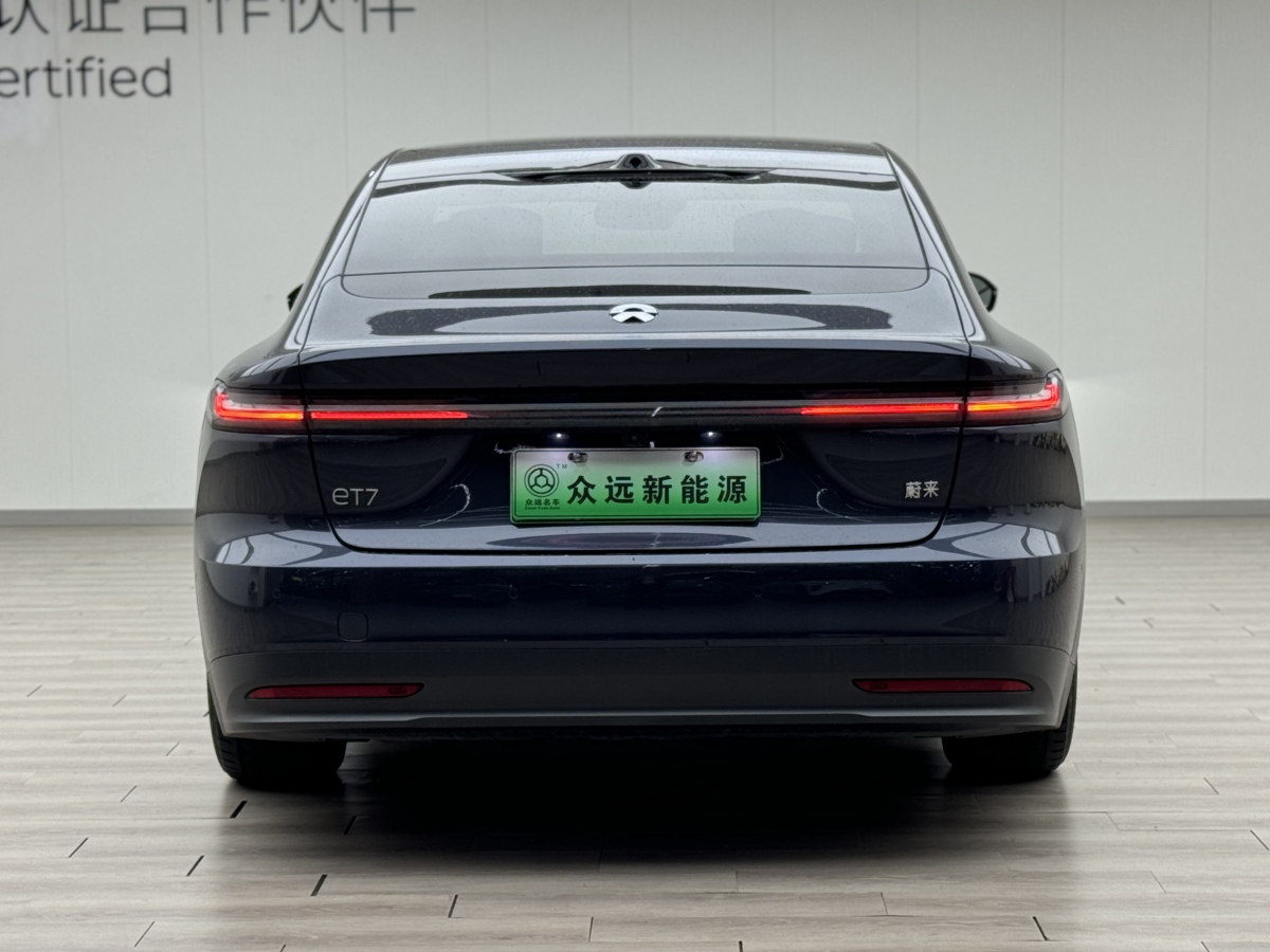NIO ET7 2024 car image #7