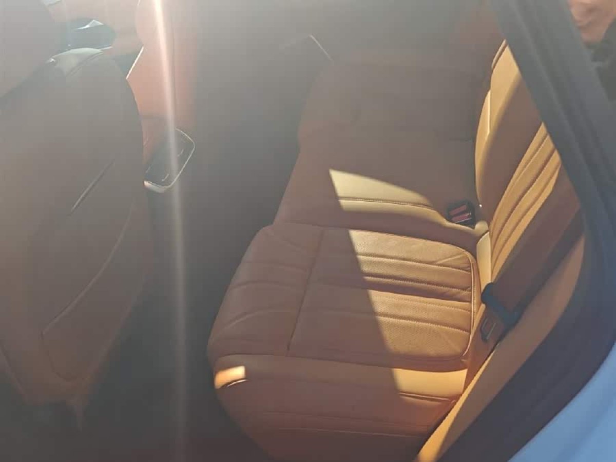 Xpeng G9 2025 #7 Xpeng G9 2025 car image #7