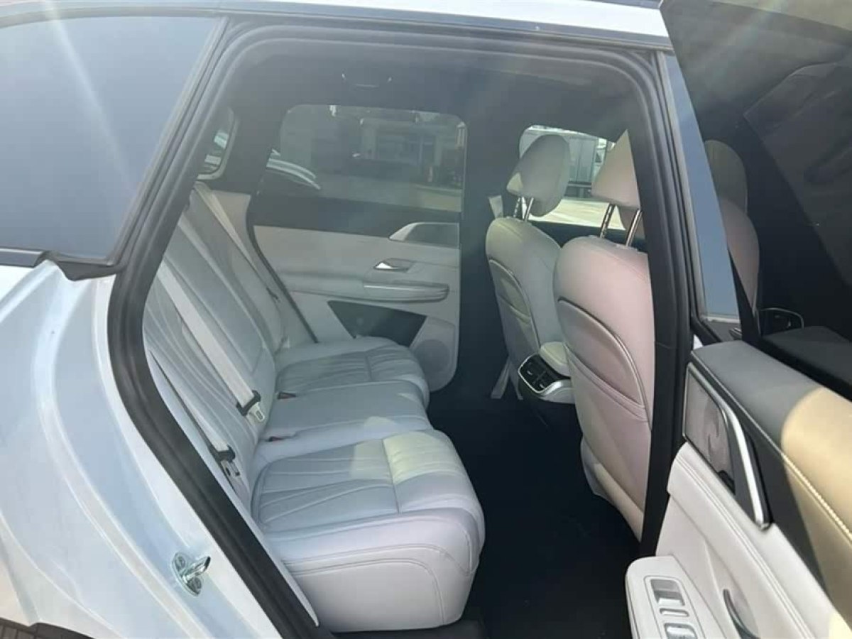 Xpeng G9 2024 #7 Xpeng G9 2024 car image #7