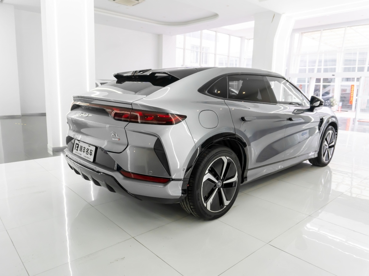 BYD SongL EV 2025 car image #7