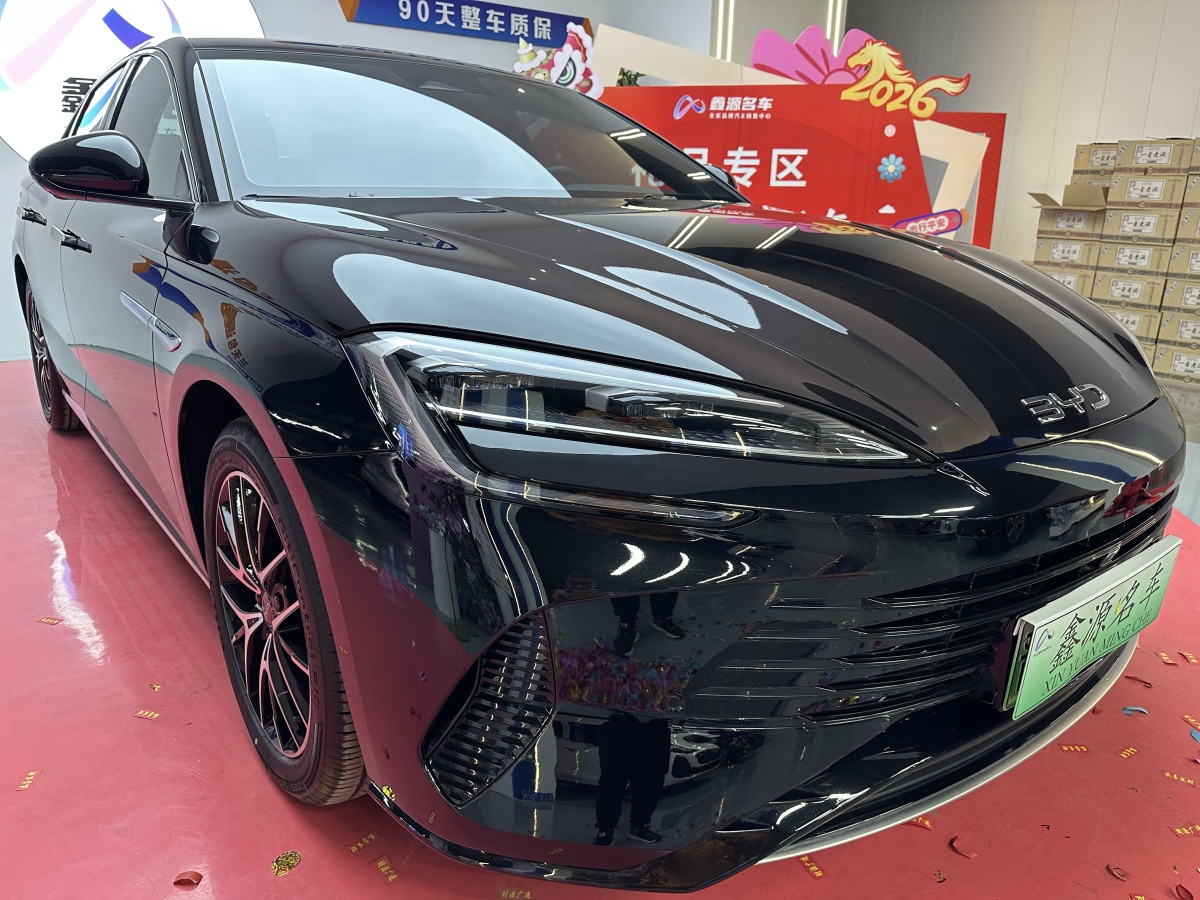 BYD Seal 07 DM-i 2025 صورة سيارة #7