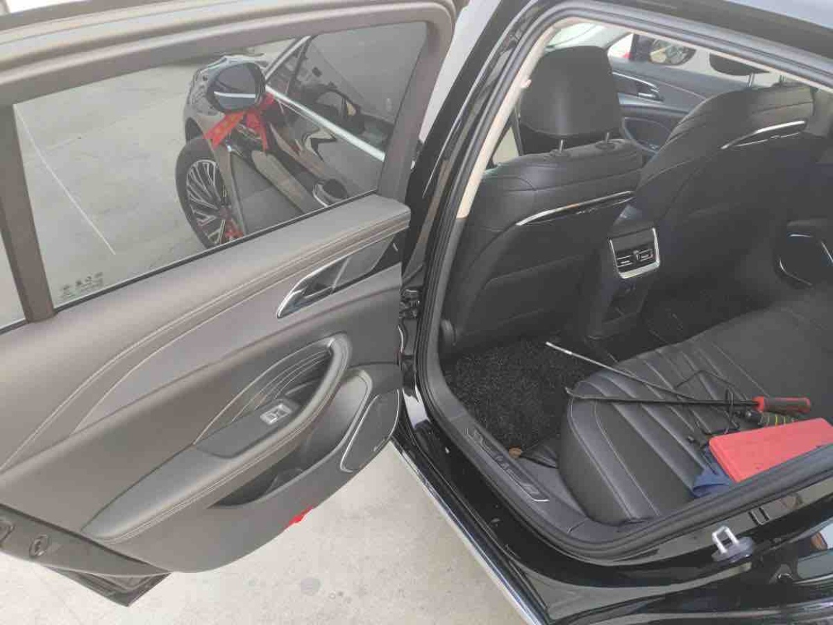 HongQi H5 2023 car image #7