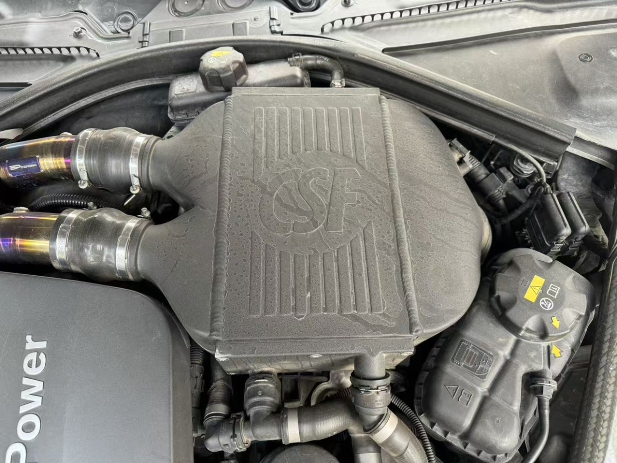 宝马 宝马M4 2017 汽车图片 #7