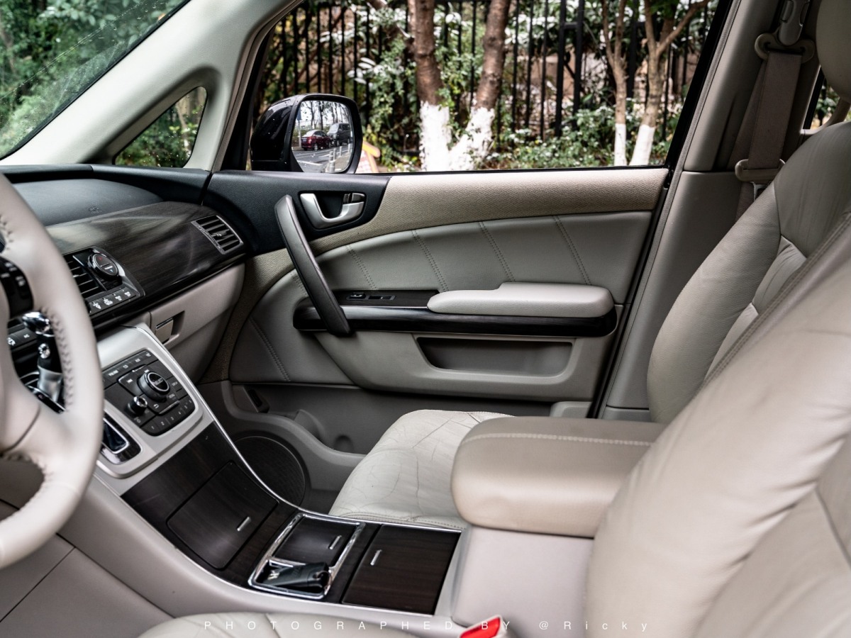 Honda Elysion 2013 صورة سيارة #7