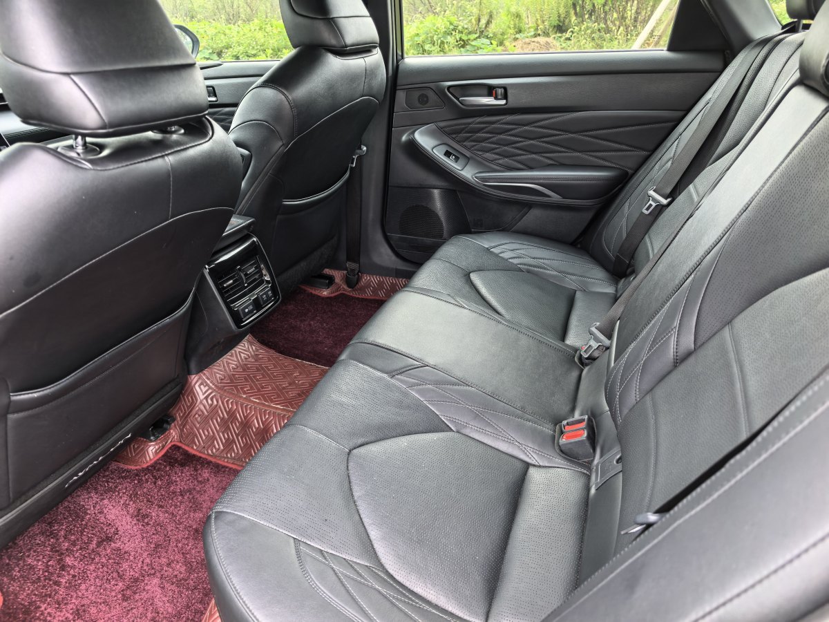 Toyota Avalon 2020 car image #7