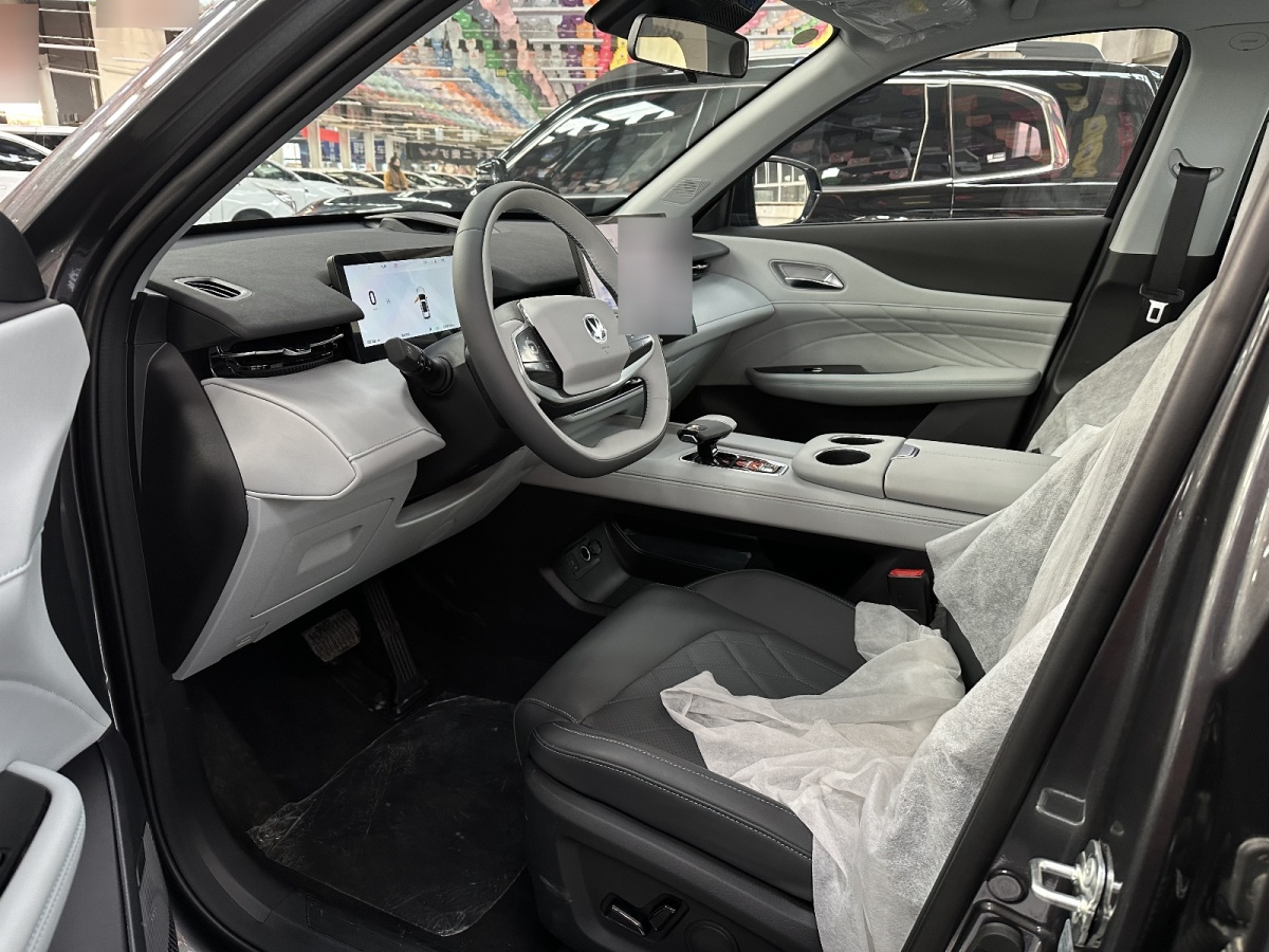 Changan UNI-Z PHEV 2025 car image #7