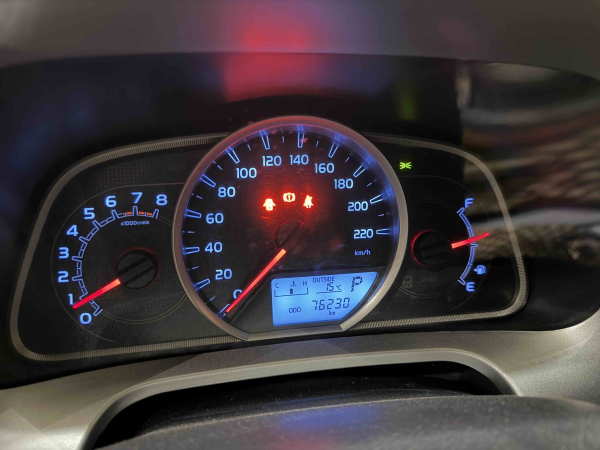 Toyota RAV4 2019 car image #7