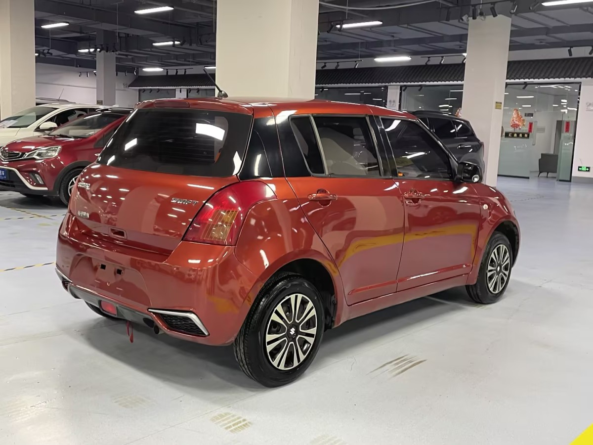 Suzuki Swift 2014 car image #7