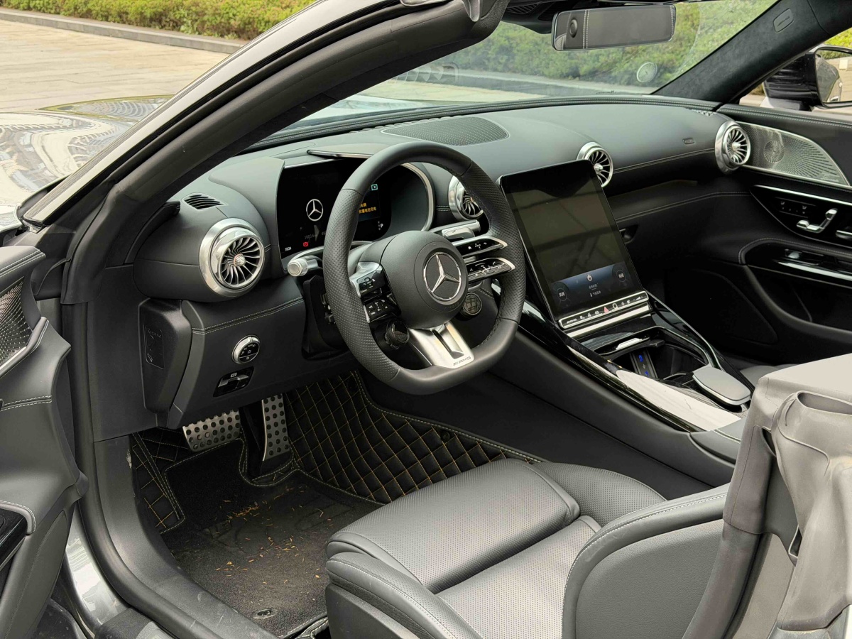 Mercedes-Benz SL AMG 2025 immagine di auto #7