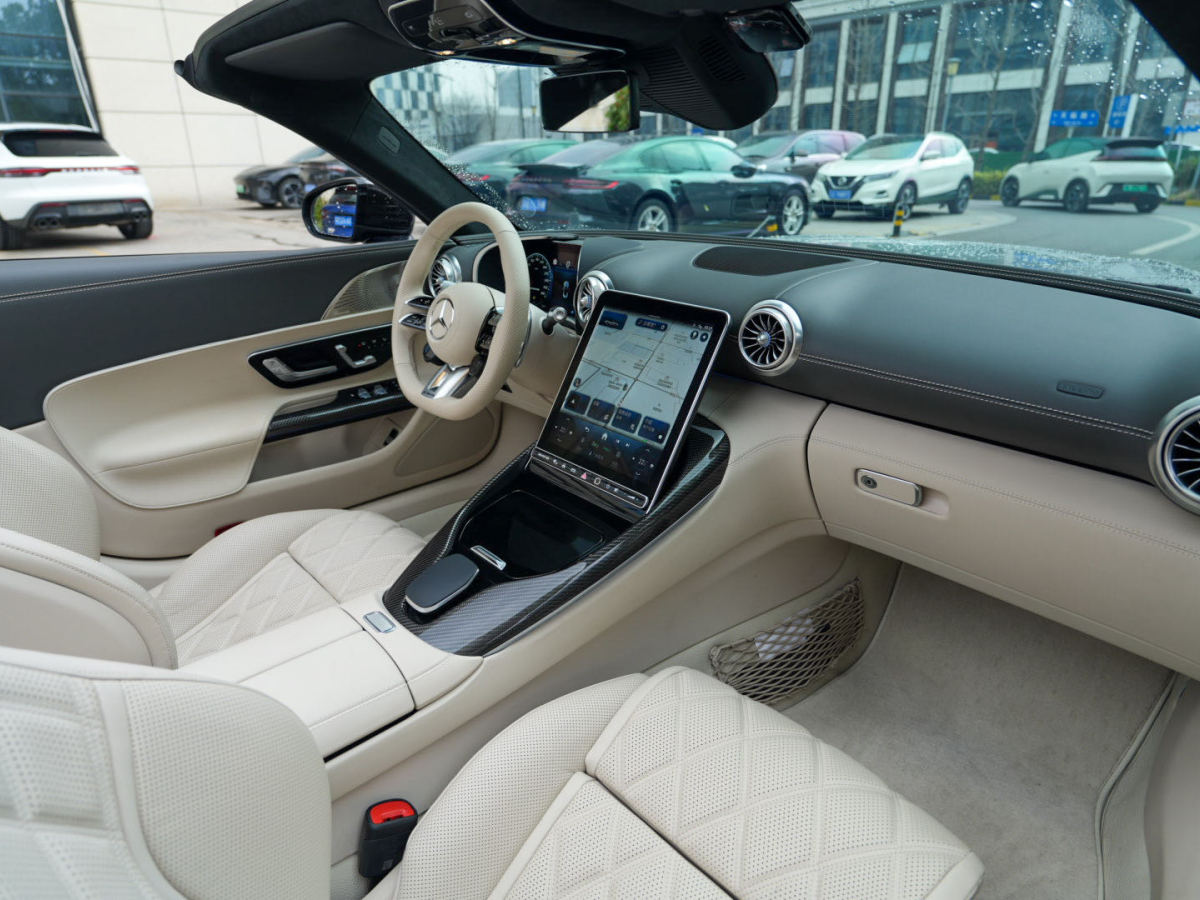 Mercedes-Benz SL AMG 2024 صورة سيارة #7