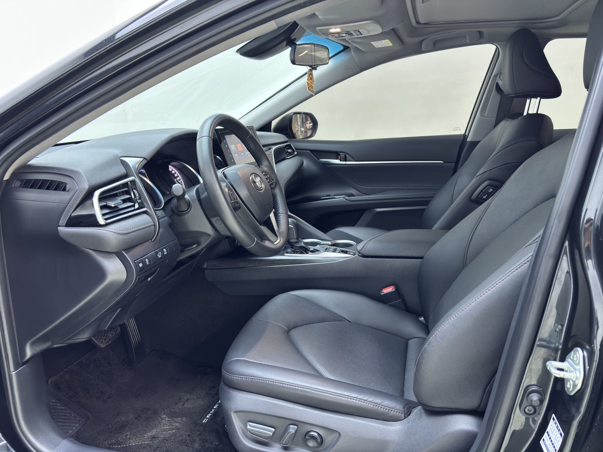 Toyota Camry 2023 car image #7