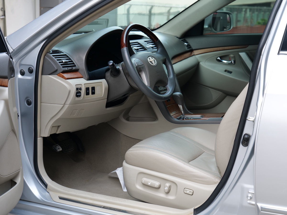 Toyota 2011 #7 Toyota 2011 car image #7