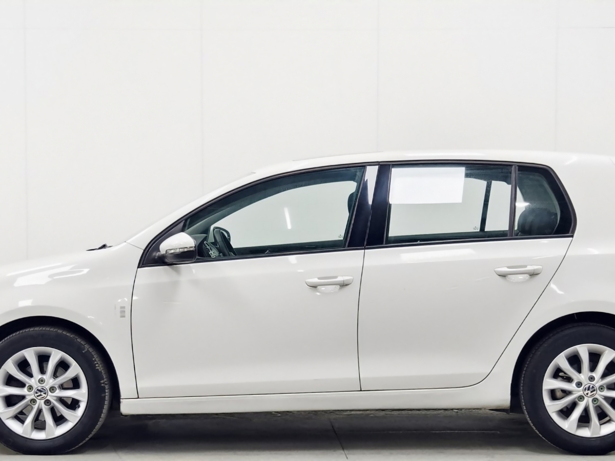Volkswagen Golf 2014 car image #7