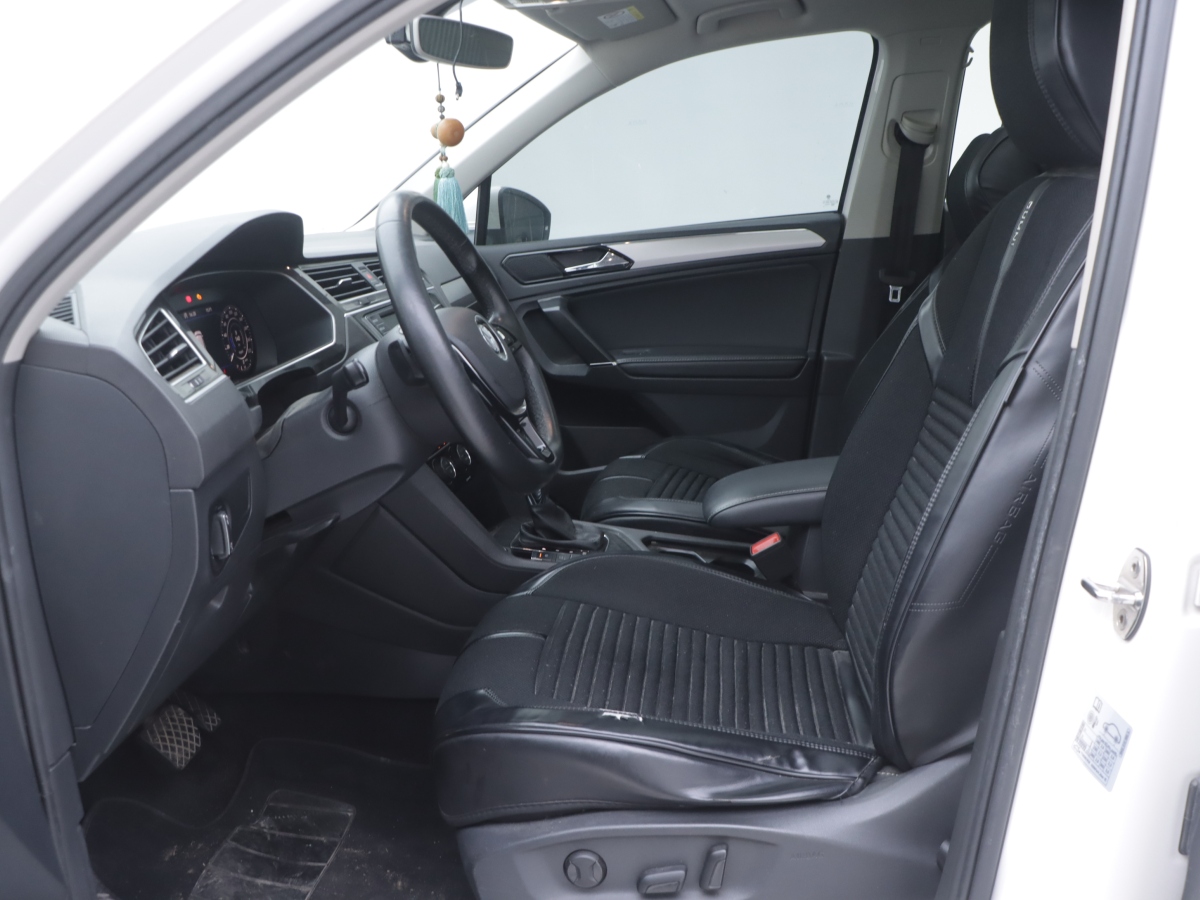 Volkswagen Tiguan X 2018 car image #7