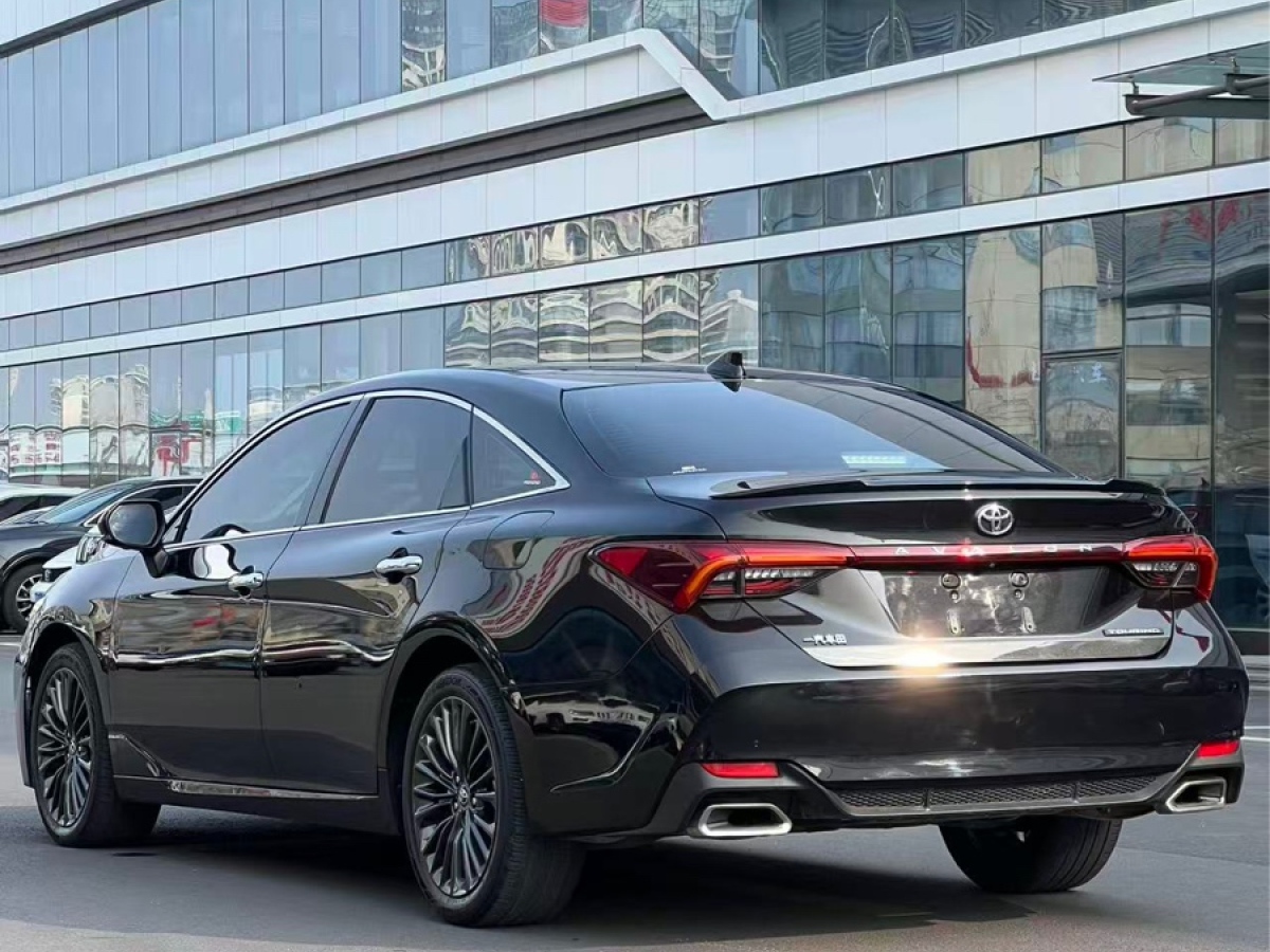Toyota Avalon 2021 car image #7