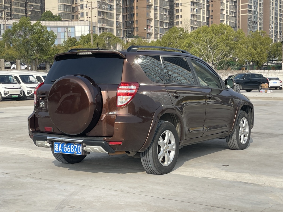 Toyota RAV4 2016 imagen de coche #7