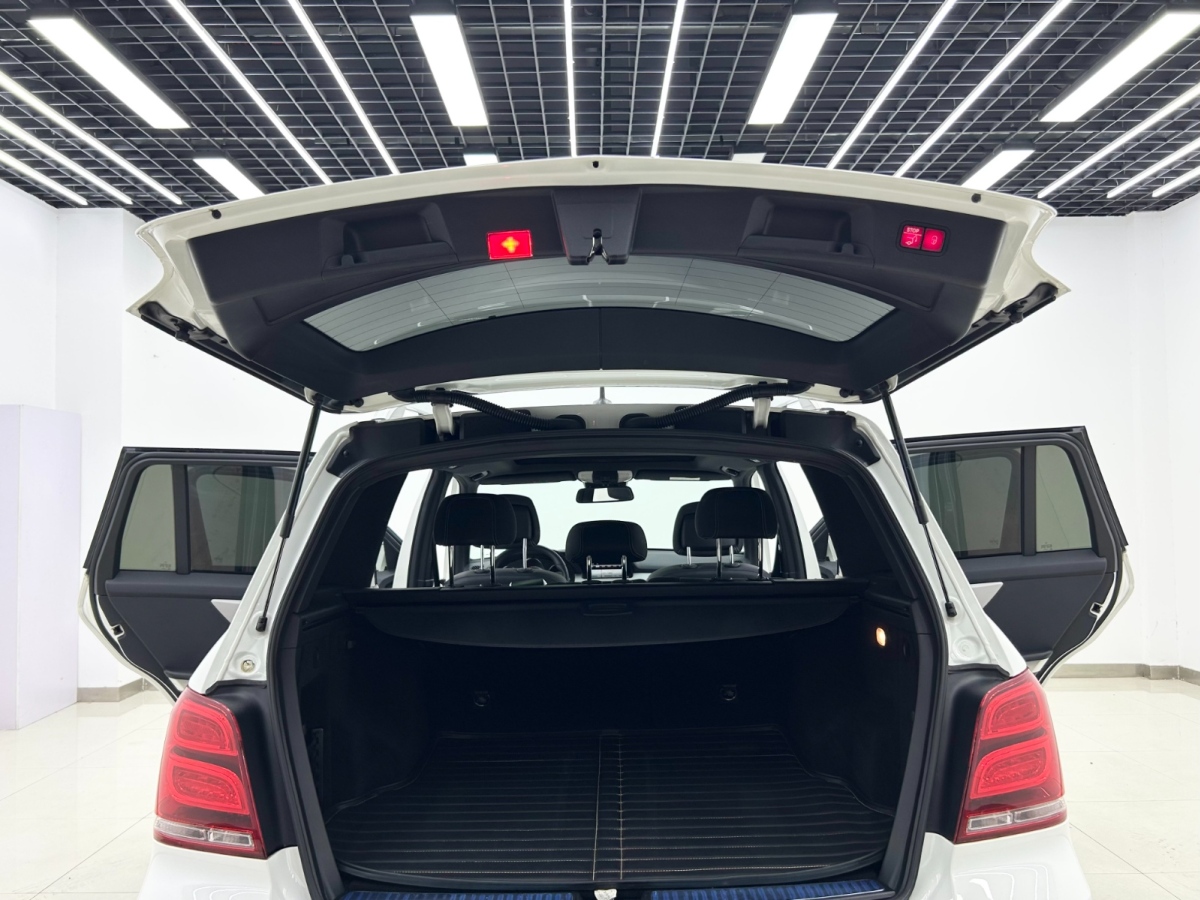 Mercedes-Benz GLK Class 2016 car image #7