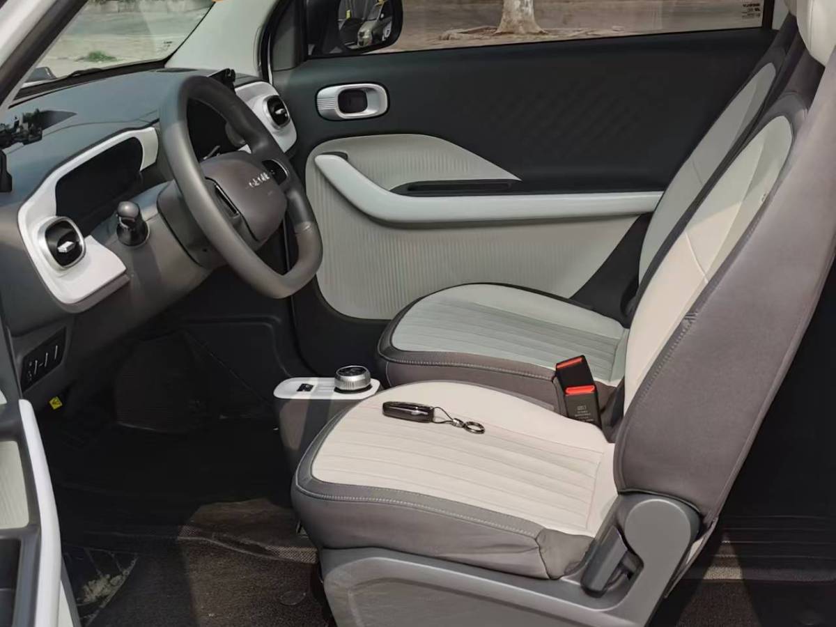 GEELY 2024 #7 GEELY 2024 car image #7